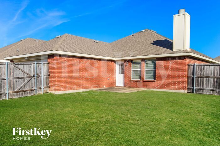 Building Photo - 503 Cypress Ct