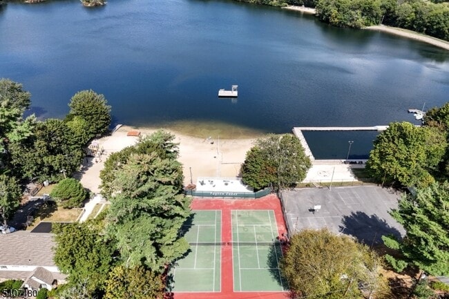 Building Photo - 49 Fayson Lakes Rd