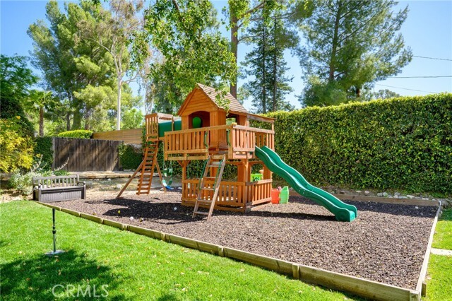 Building Photo - 3303 Parkvista Dr