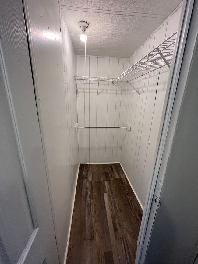 Building Photo - Mobile home for rent