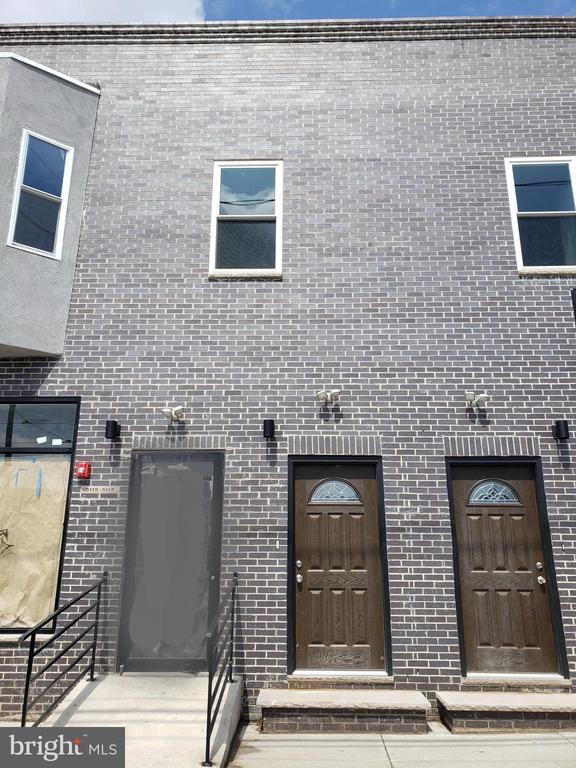 Building Photo - 5109 Woodland Ave