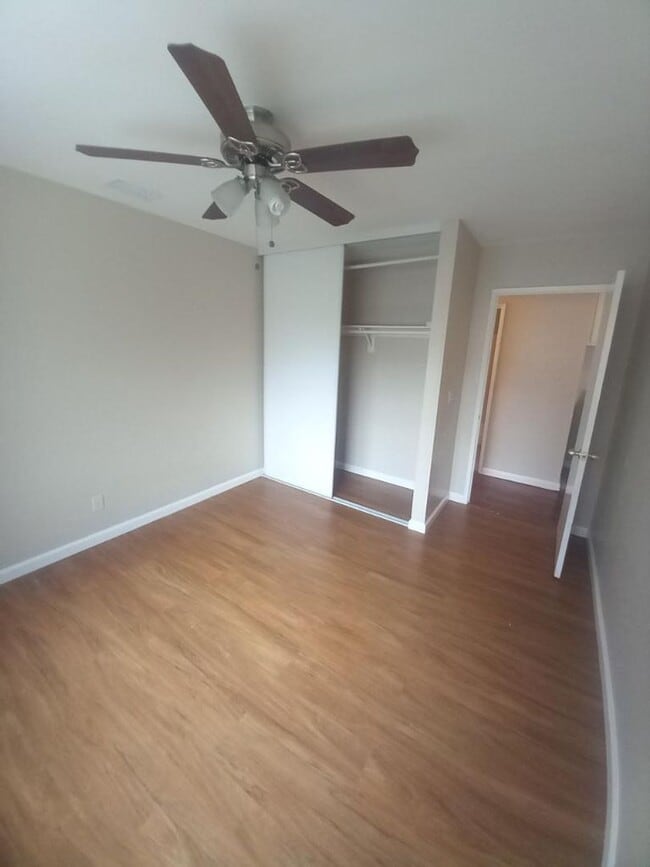 Building Photo - 1176 E Lugonia Ave