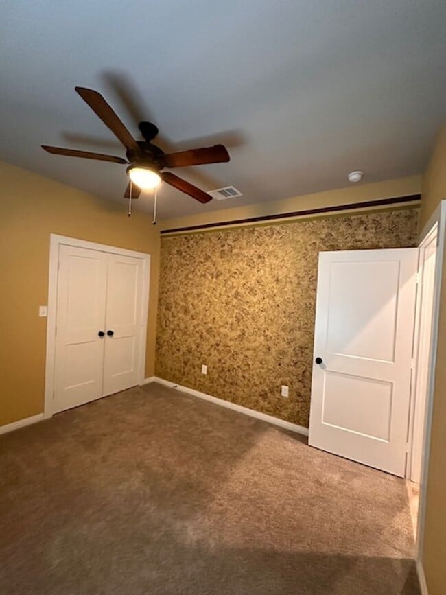 Building Photo - Beautiful home in Lorena ISD