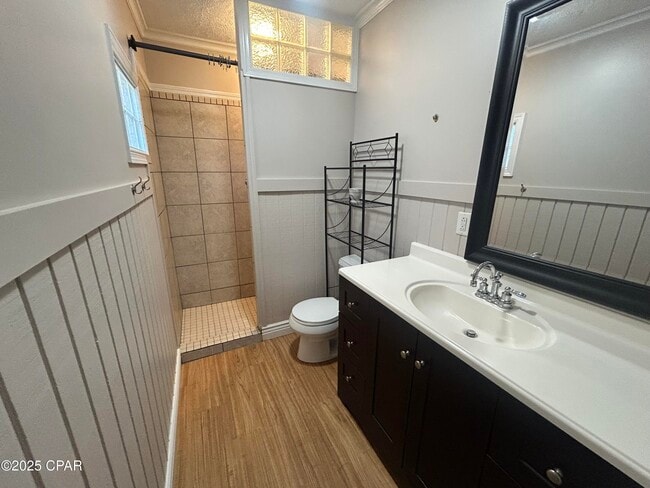 Building Photo - 16238 E Lullwater Dr