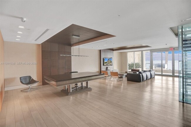 Building Photo - 3535 Hiawatha Ave