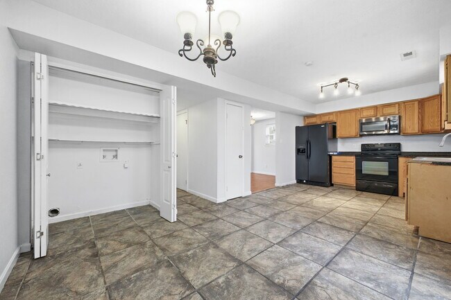 Building Photo - 3228 Dunnbury Ct