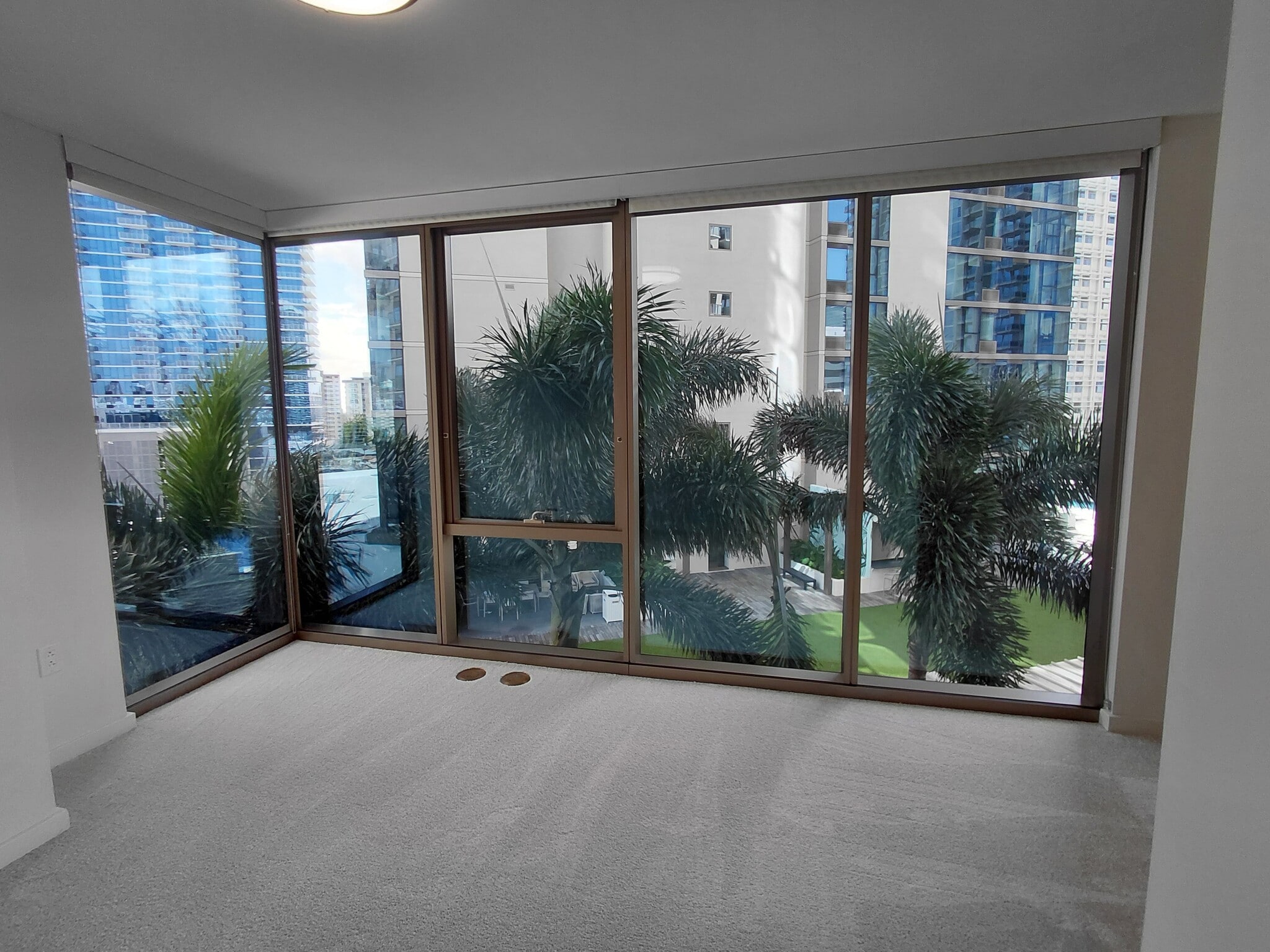 Building Photo - 1388 Kapiolani Blvd