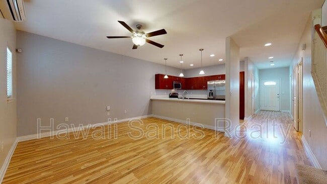 Building Photo - 1155 Kakala St