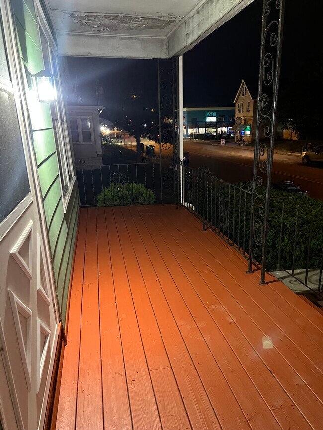 Building Photo - 375 Military Rd