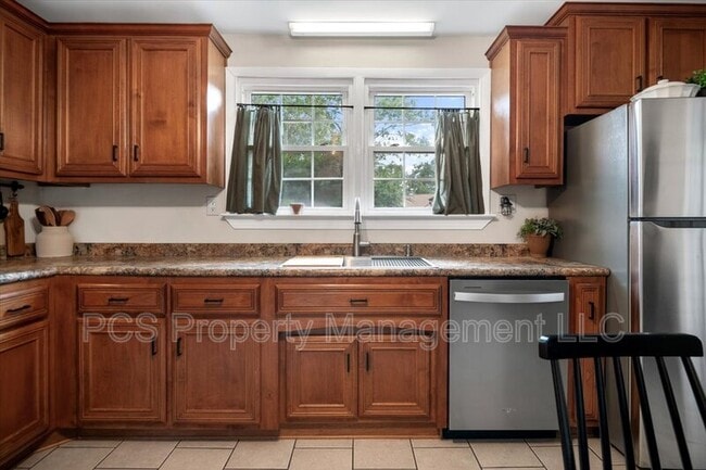 Building Photo - 16100 Gary Ave