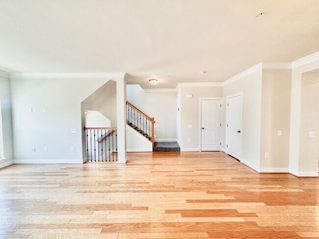 Building Photo - 140 Copley Cir