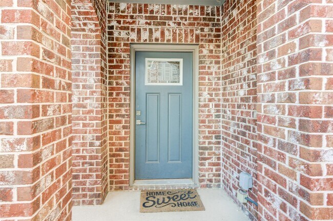 Building Photo - 1605 Colorado St