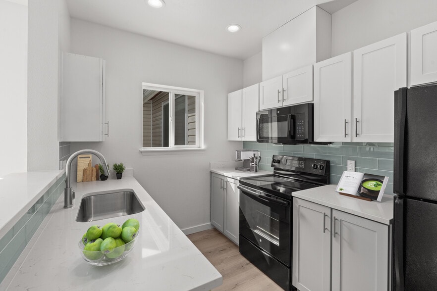 Building Photo - Sundance