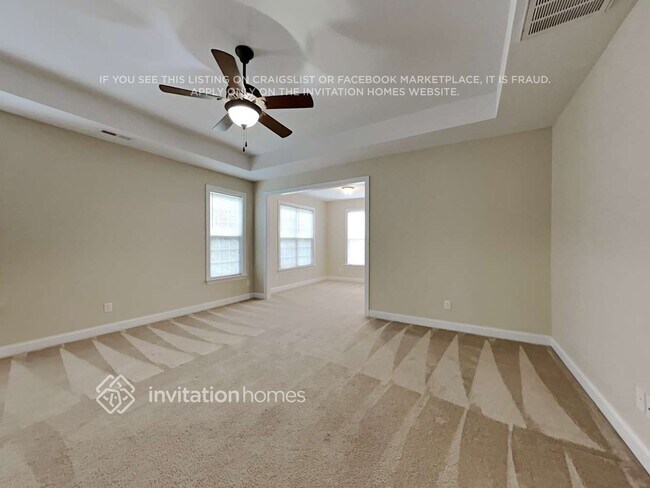 Building Photo - 8627 Ridgeline Ln