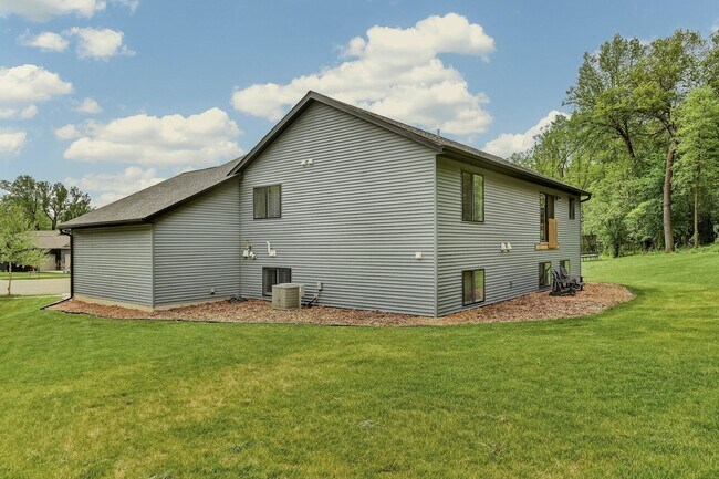 Building Photo - 5411 Destination Ln