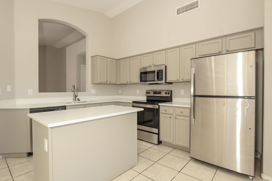 Building Photo - 3295 E San Angelo Ave
