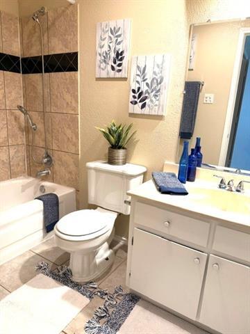 Building Photo - 6513 Westridge Dr