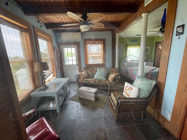 Building Photo - 57091 Kohler Dr