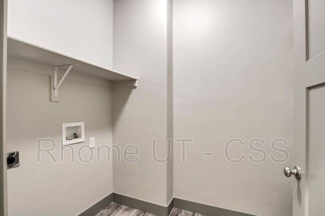 Building Photo - 12710 Roll Save Ln