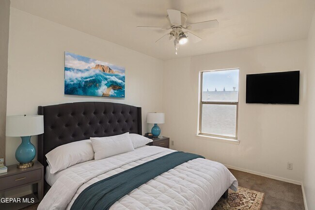 Building Photo - 1497 Dunlin Pl