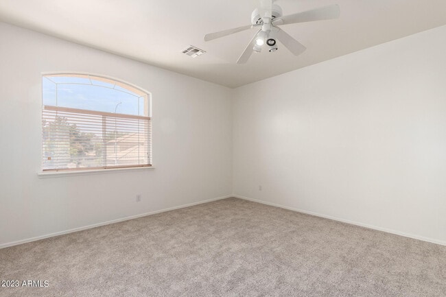 Building Photo - 6442 W Victoria Ln
