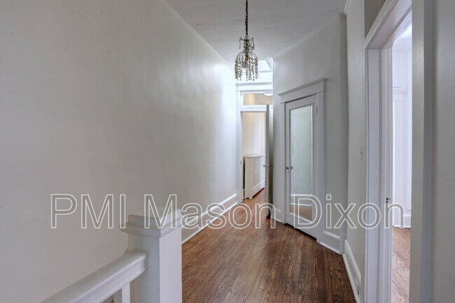 Building Photo - 2417 Eutaw Pl