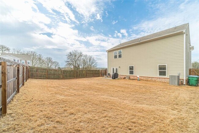 Building Photo - 222 Knightsbridge Ln