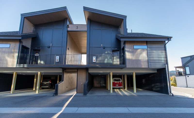 Building Photo - 722 Blue River Pkwy