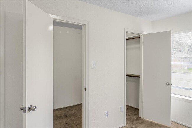 Building Photo - 2507 Harvest Cove