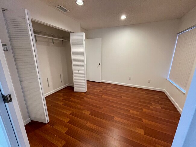 Building Photo - 13261 SW 102nd Terrace