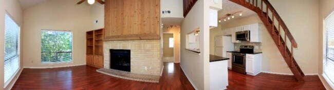 Building Photo - 908 Poplar St