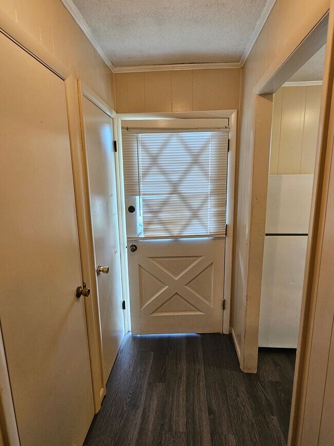 Building Photo - 2865 A Glenhills Cir