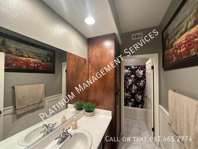 Building Photo - 7345 Sunnyslope Dr