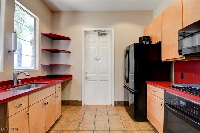 Building Photo - 9689 Gentle Spirit Dr