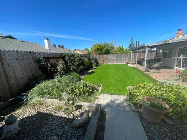 Building Photo - 9400 Appalachian Dr