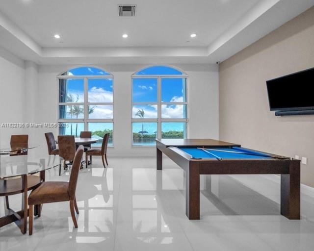 Building Photo - 2080 S Ocean Dr