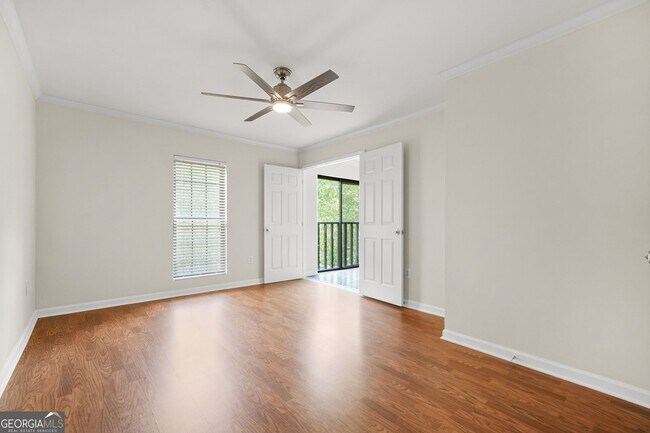 Building Photo - 23203 Plantation Dr NE