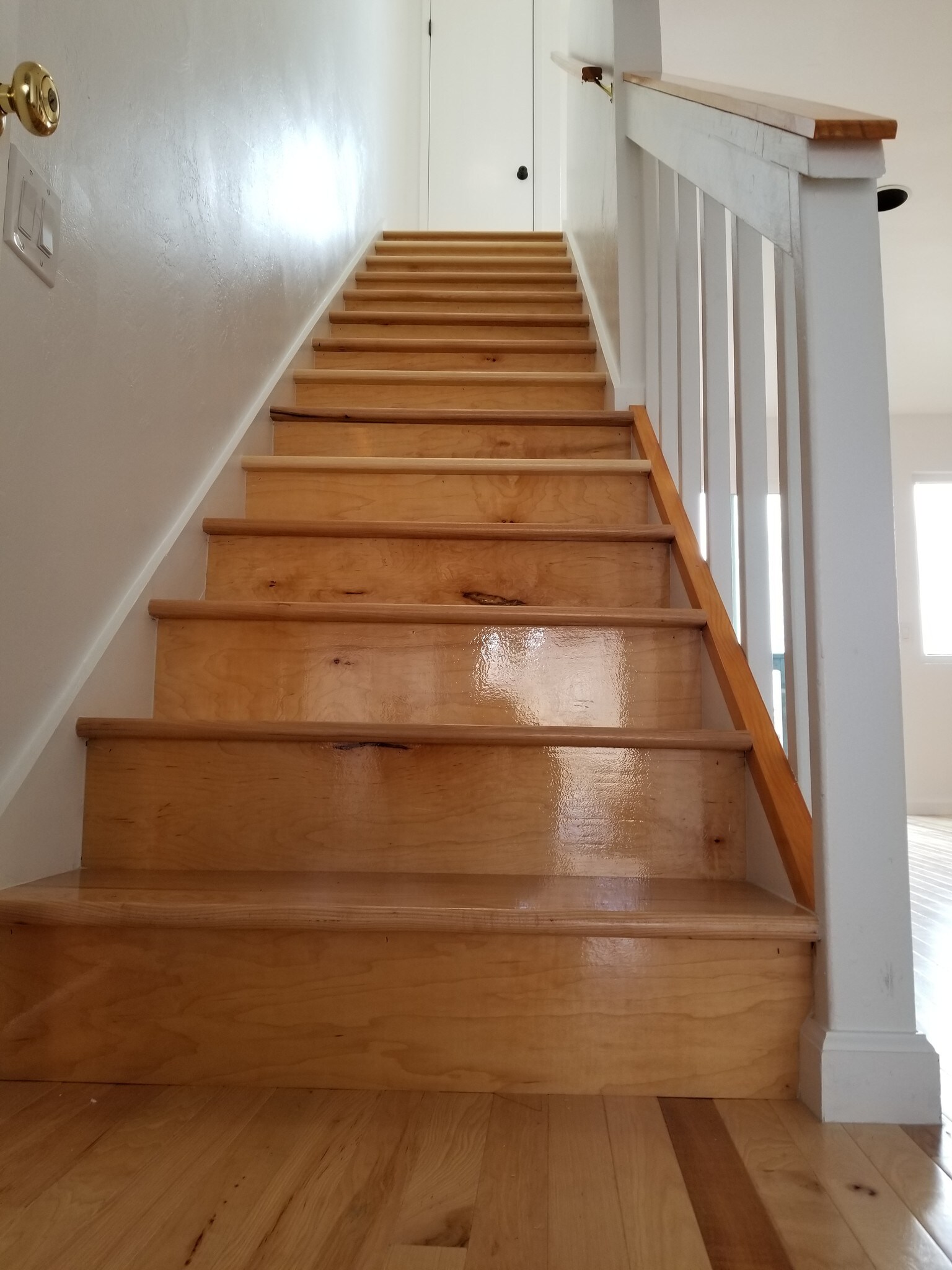 Stairs - 216 The Cir