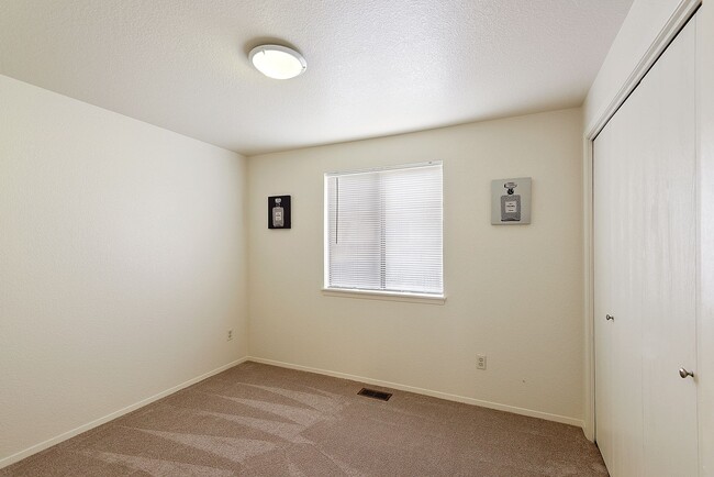 Building Photo - 10357 W Cory St