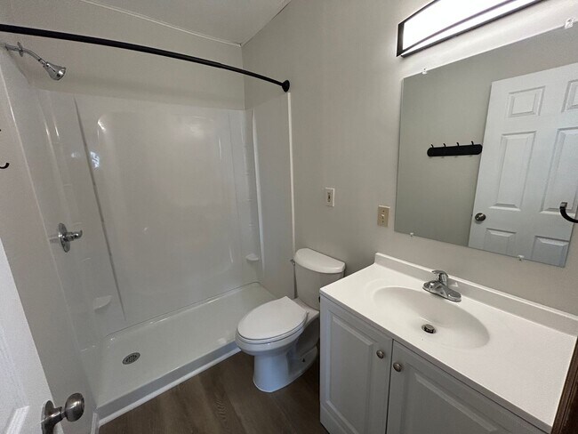 Building Photo - 1039-1039 S 12th St