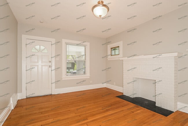 Building Photo - 901 Maurice Ave