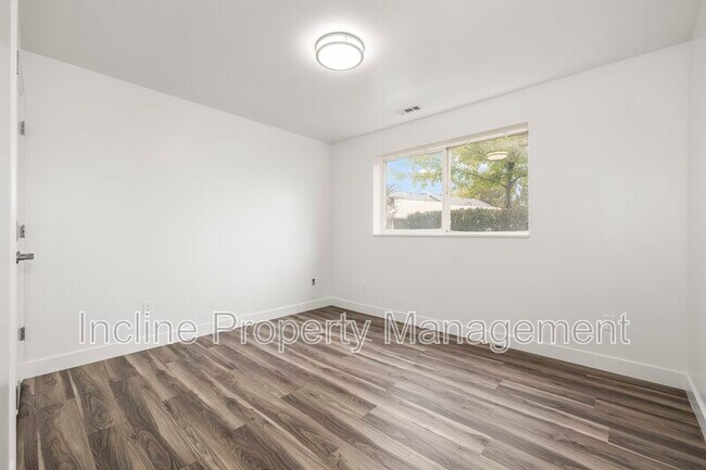 Building Photo - 762 N 1060 W