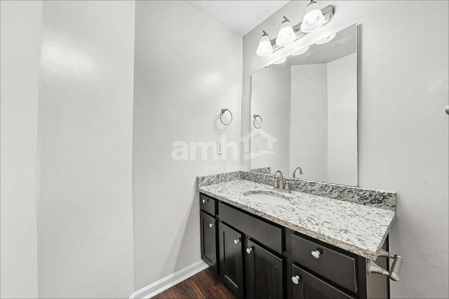 Building Photo - 5646 Shetland Ct