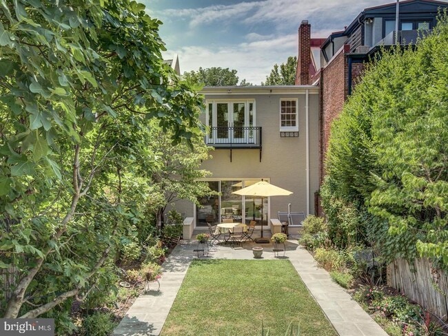 Building Photo - 3147 O St NW