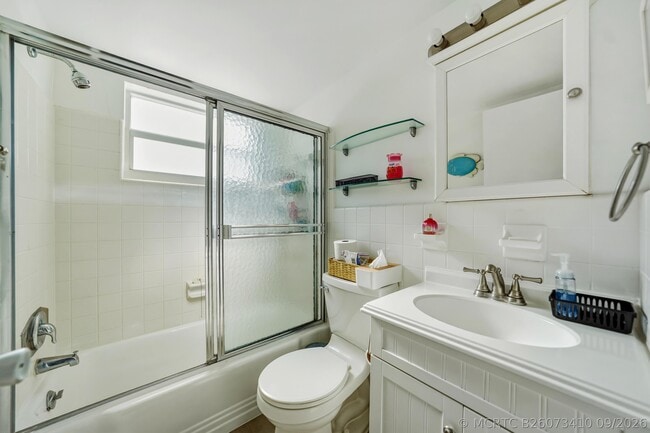 Building Photo - 4500 S Ocean Blvd