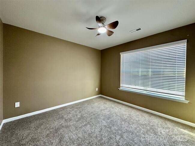 Building Photo - 1210 Leno Ln