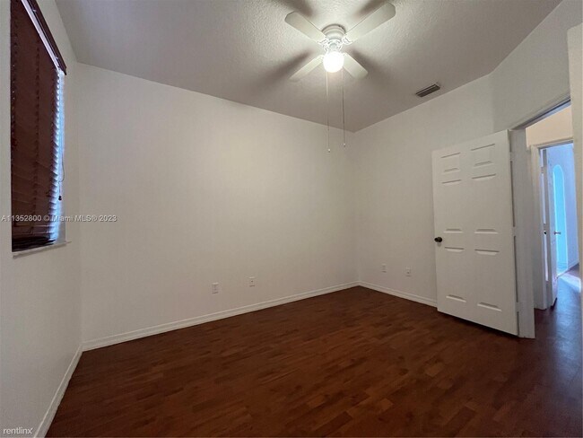 Building Photo - 3 br, 3 bath House - 4941 Tradewinds Ter #...