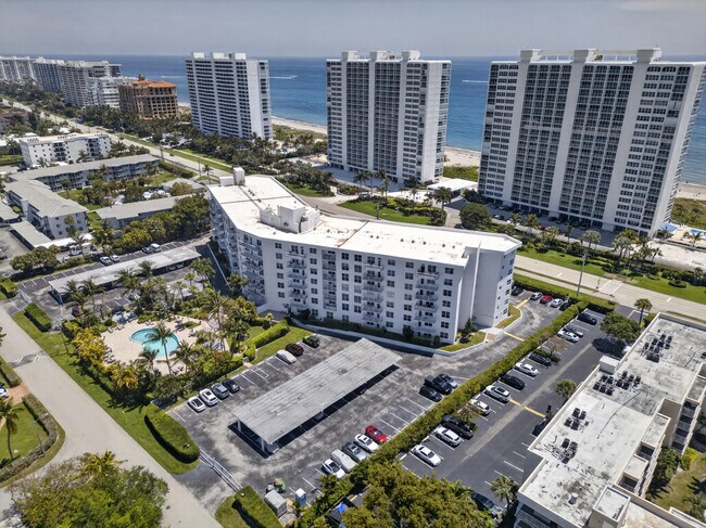 Building Photo - 2851 S Ocean Blvd