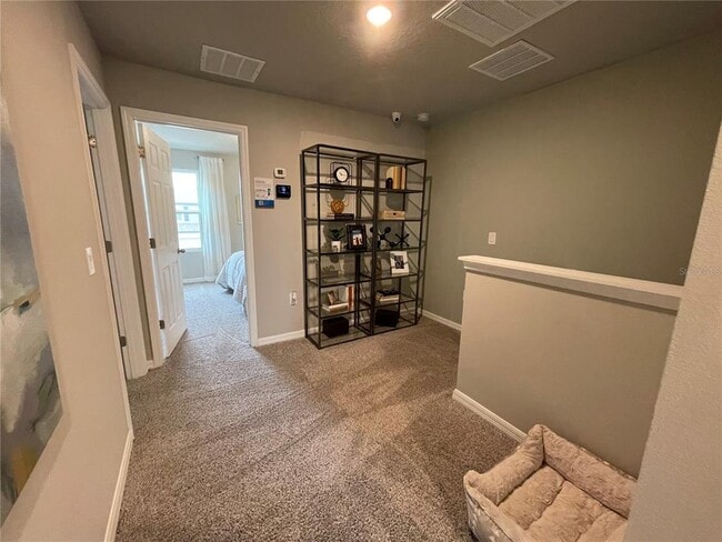 Building Photo - 732 Legacy Dr