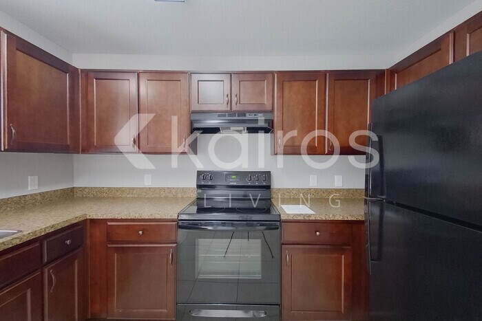 Building Photo - 465 Malauka Radial